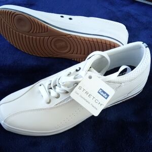 NWT Keds Cream Sneakers with Brown Sole